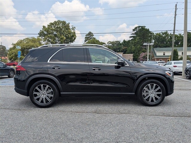 2025 Mercedes Benz GLE 450 4MATIC photo 2