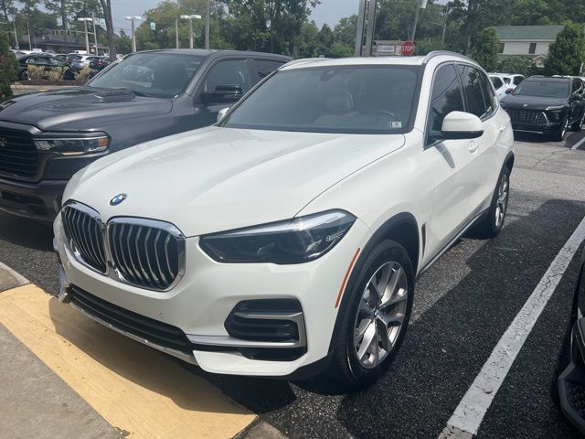 2022 BMW X5 xDrive40i's photo