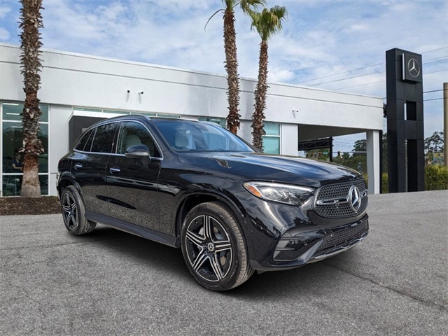 2026 Mercedes-Benz GLC Base's photo
