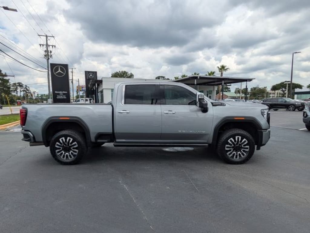 Used 2025 GMC Sierra 3500 HD Denali Ultimate Truck Crew Cab