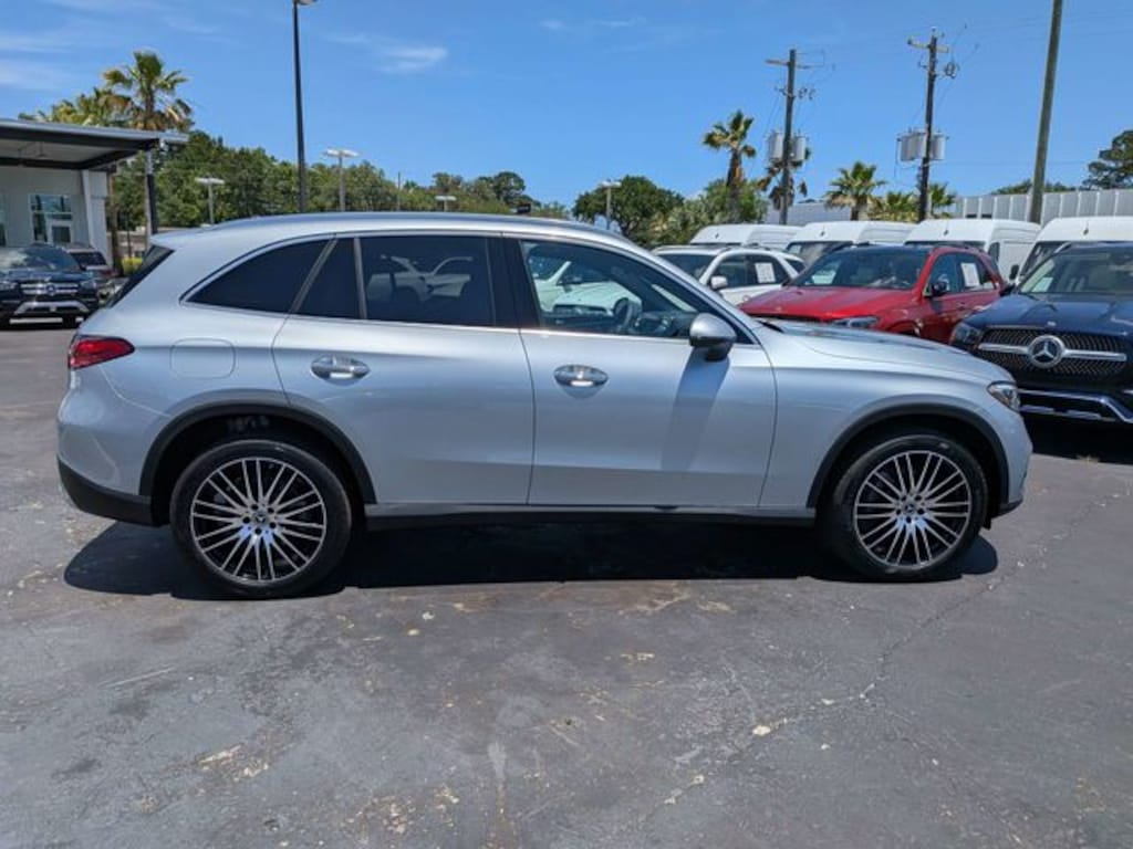 New 2026 Mercedes-Benz GLC 300 4MATIC SUV