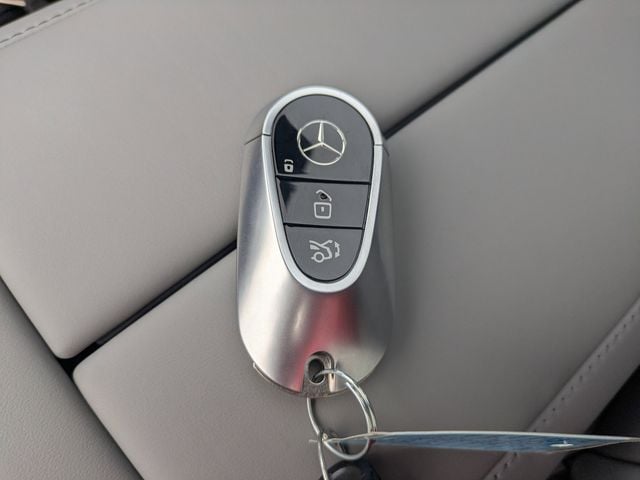 2026 Mercedes-Benz S-Class S 580 - Photo 29