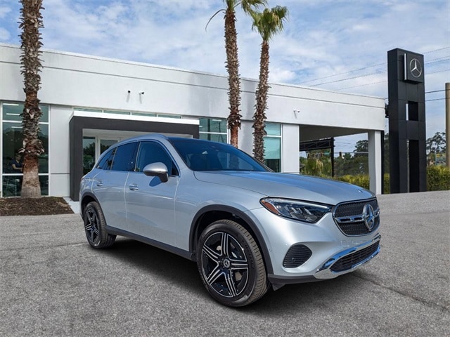 2026 Mercedes-Benz GLC Base's photo
