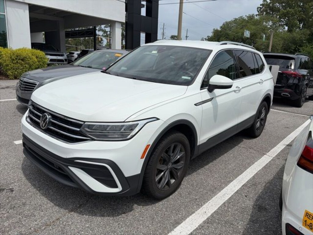 Used 2022 Volkswagen Tiguan 2.0T SE SUV