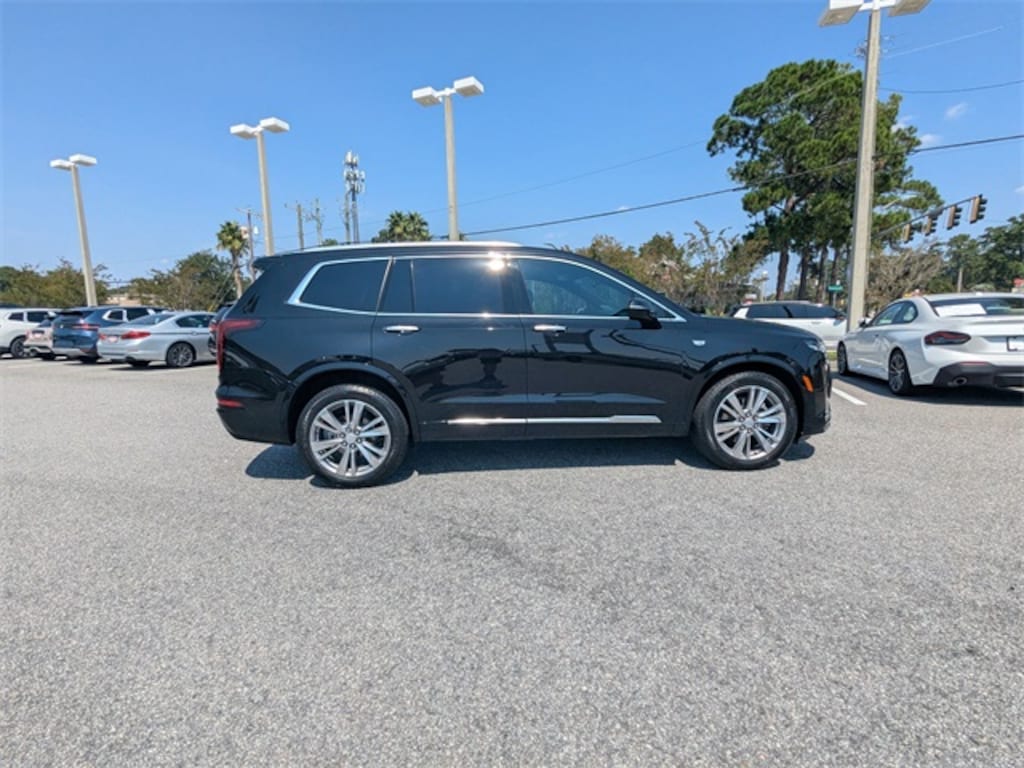 Used 2024 CADILLAC XT6 Premium Luxury SUV