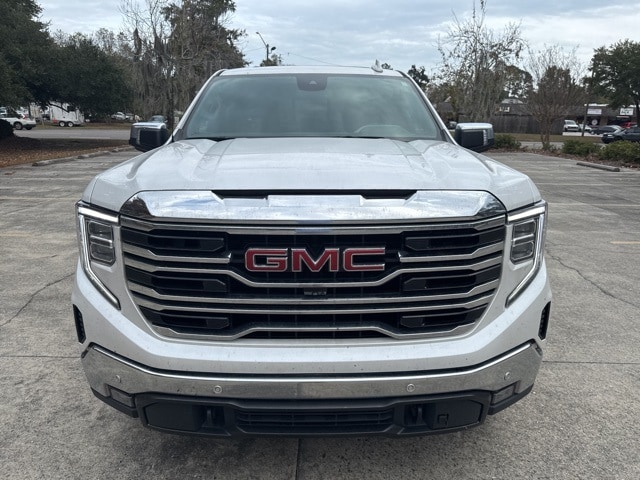 2023 GMC Sierra 1500 SLT's photo