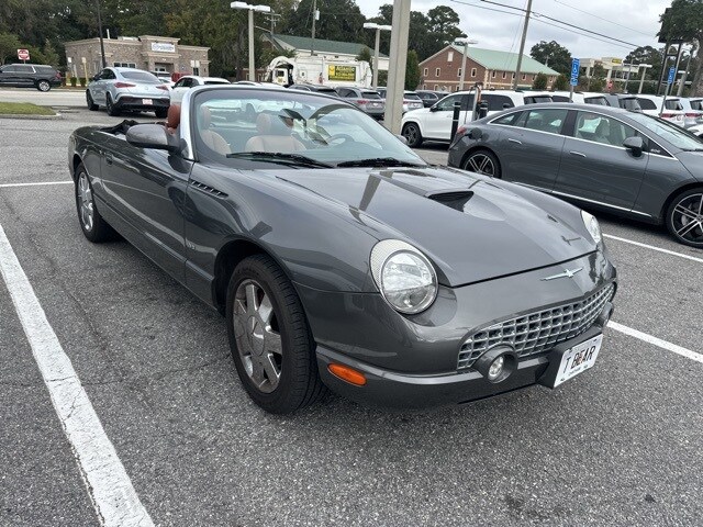 2003 Ford Thunderbird Deluxe photo 2