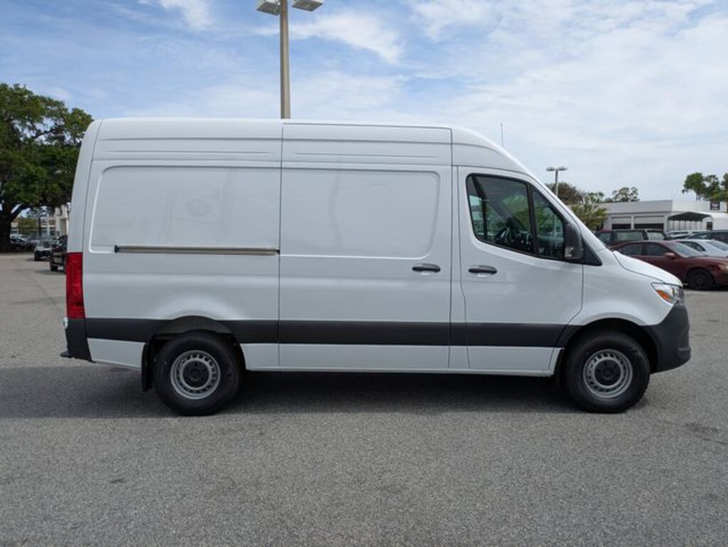 New 2026 Mercedes-Benz Sprinter 2500 Standard Roof 4-Cyl Diesel Van Cargo Van