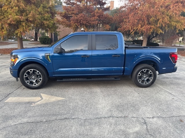 2025 Ford F-150 STX's photo