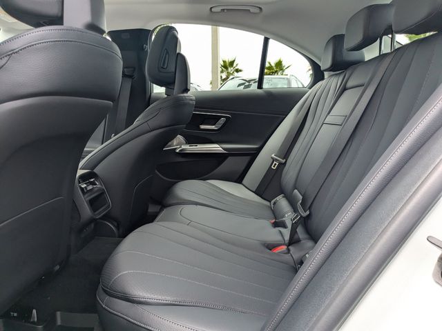 2025 Mercedes-Benz E-Class E350 - Photo 14