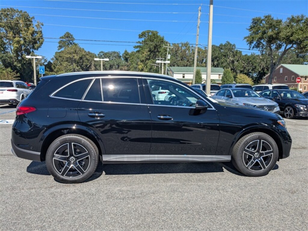 New 2026 Mercedes-Benz GLC 300 SUV