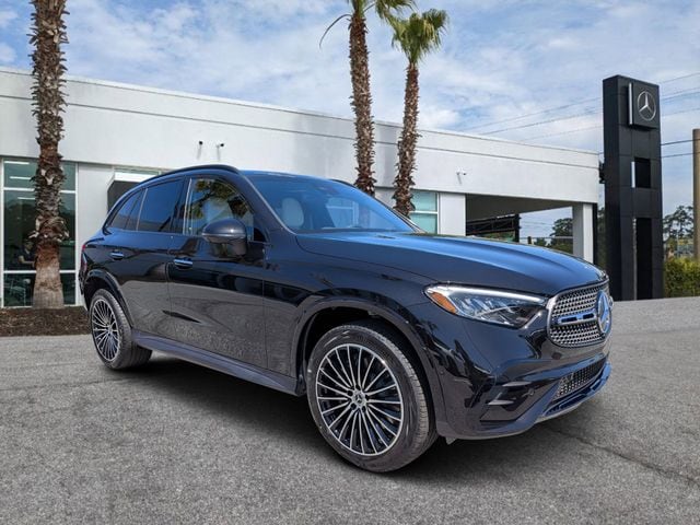 2026 Mercedes-Benz GLC GLC 300's photo