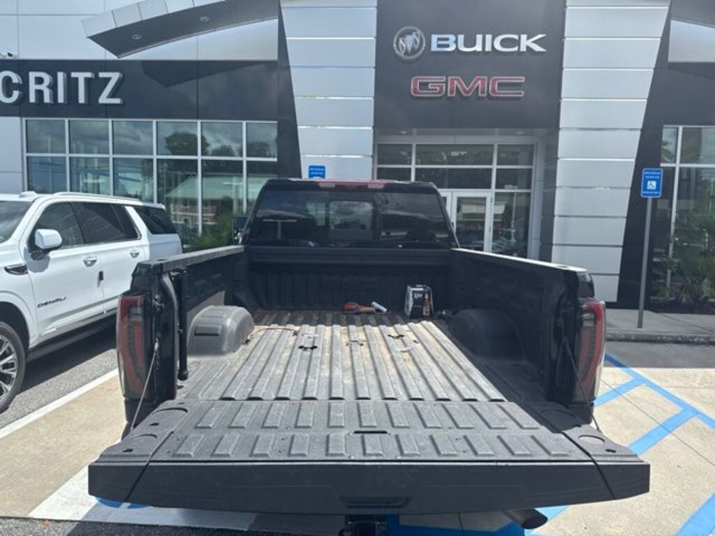 Used 2025 GMC Sierra 2500 HD AT4 Truck Crew Cab