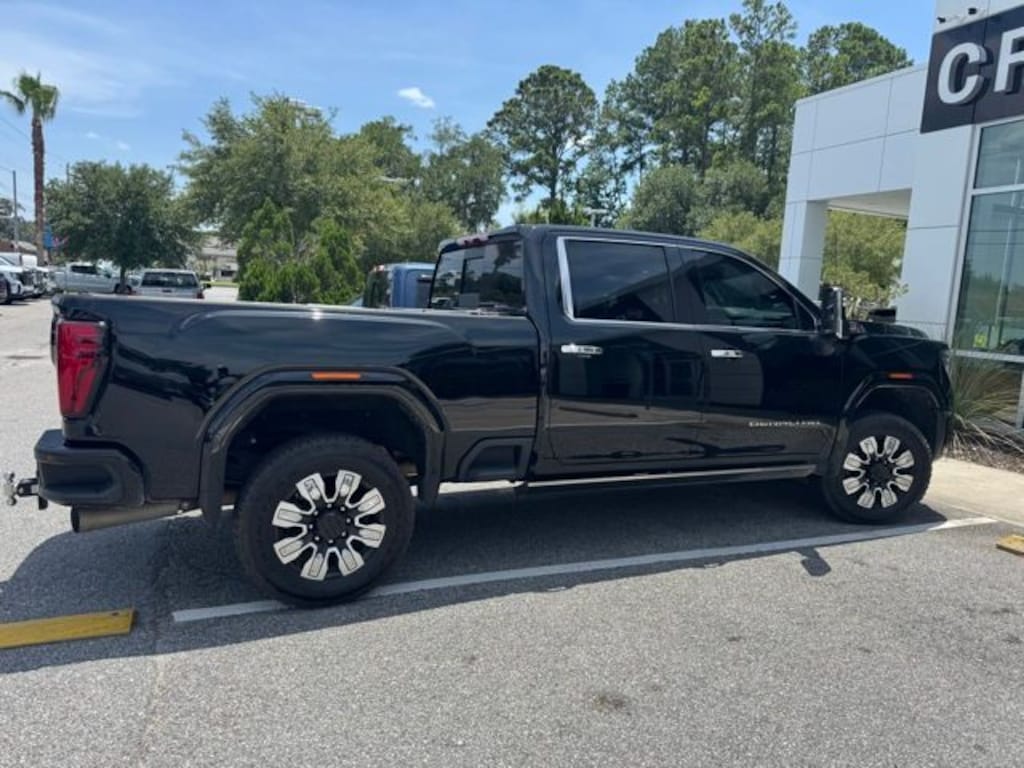 Used 2024 GMC Sierra 2500 HD Denali Truck Crew Cab