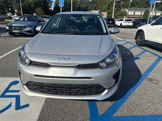 2023 Kia Rio LX photo 3