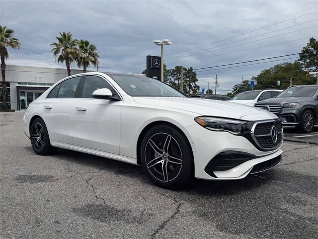 2025 Mercedes Benz E 350 Sedan photo 2