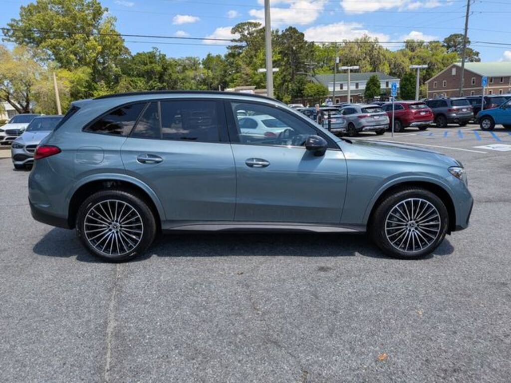 New 2026 Mercedes-Benz GLC 300 SUV