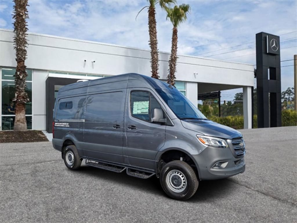 New 2024 Mercedes-Benz Sprinter 2500 Standard Roof 4-Cyl Diesel HO Van