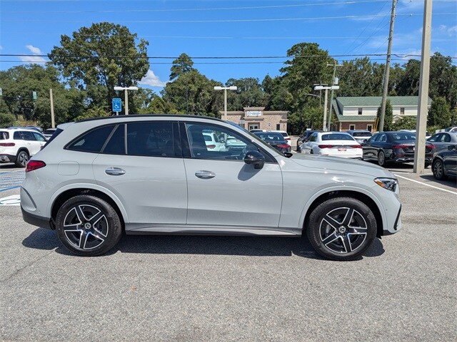 2026 Mercedes Benz GLC 350e 4MATIC photo 3