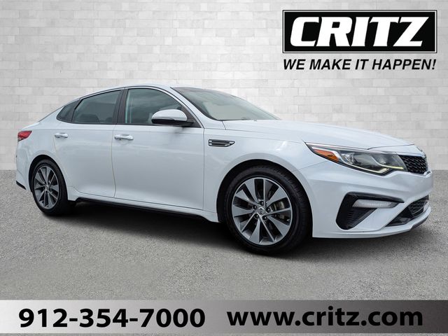 2019 Kia Optima S AT's photo