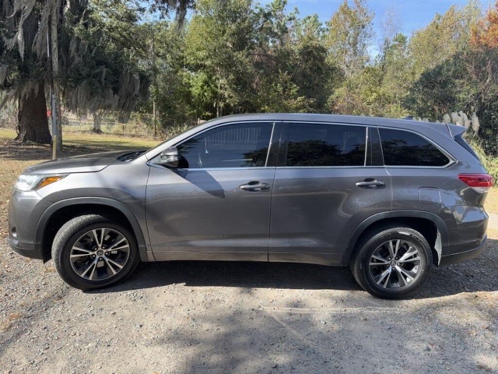 Used 2018 Toyota Highlander SUV