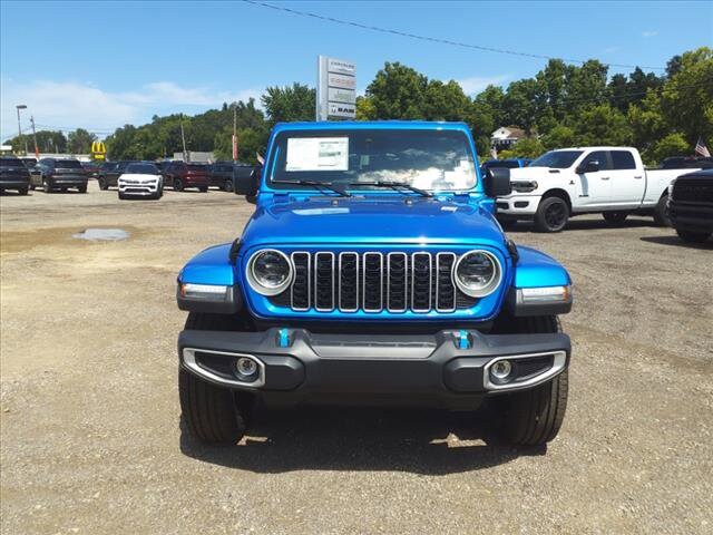 2024 Jeep Wrangler 4xe Sahara photo 2