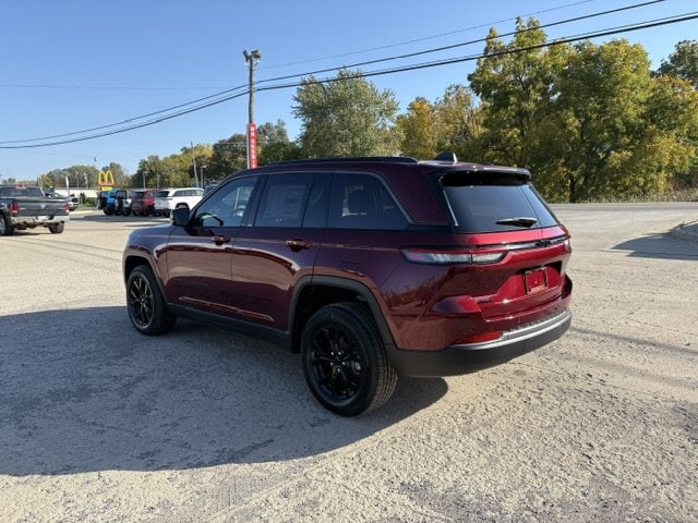 2026 Jeep Grand Cherokee Laredo - Photo 6