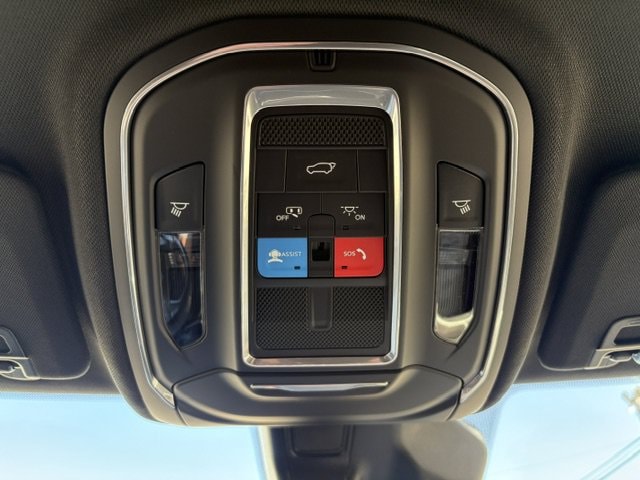 2026 Jeep Grand Cherokee Laredo - Photo 21