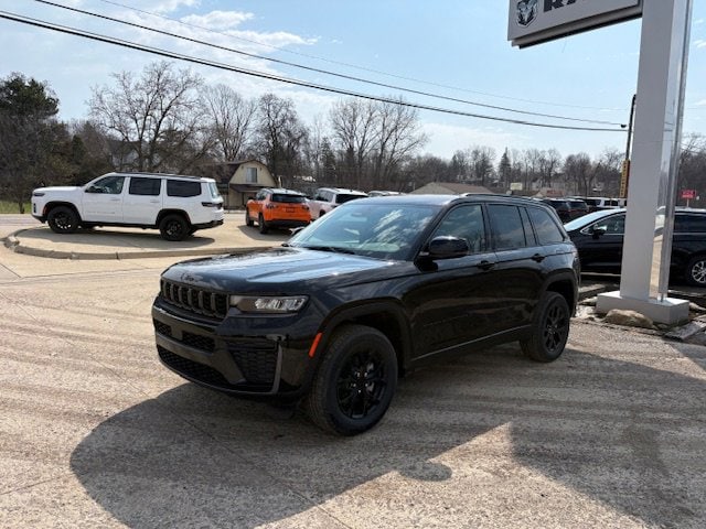 2026 Jeep Grand Cherokee Sport Utility 
