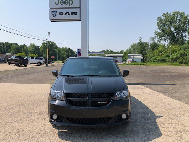 Used 2018 Dodge Grand Caravan SXT with VIN 2C4RDGCG4JR137222 for sale in Hudson, MI