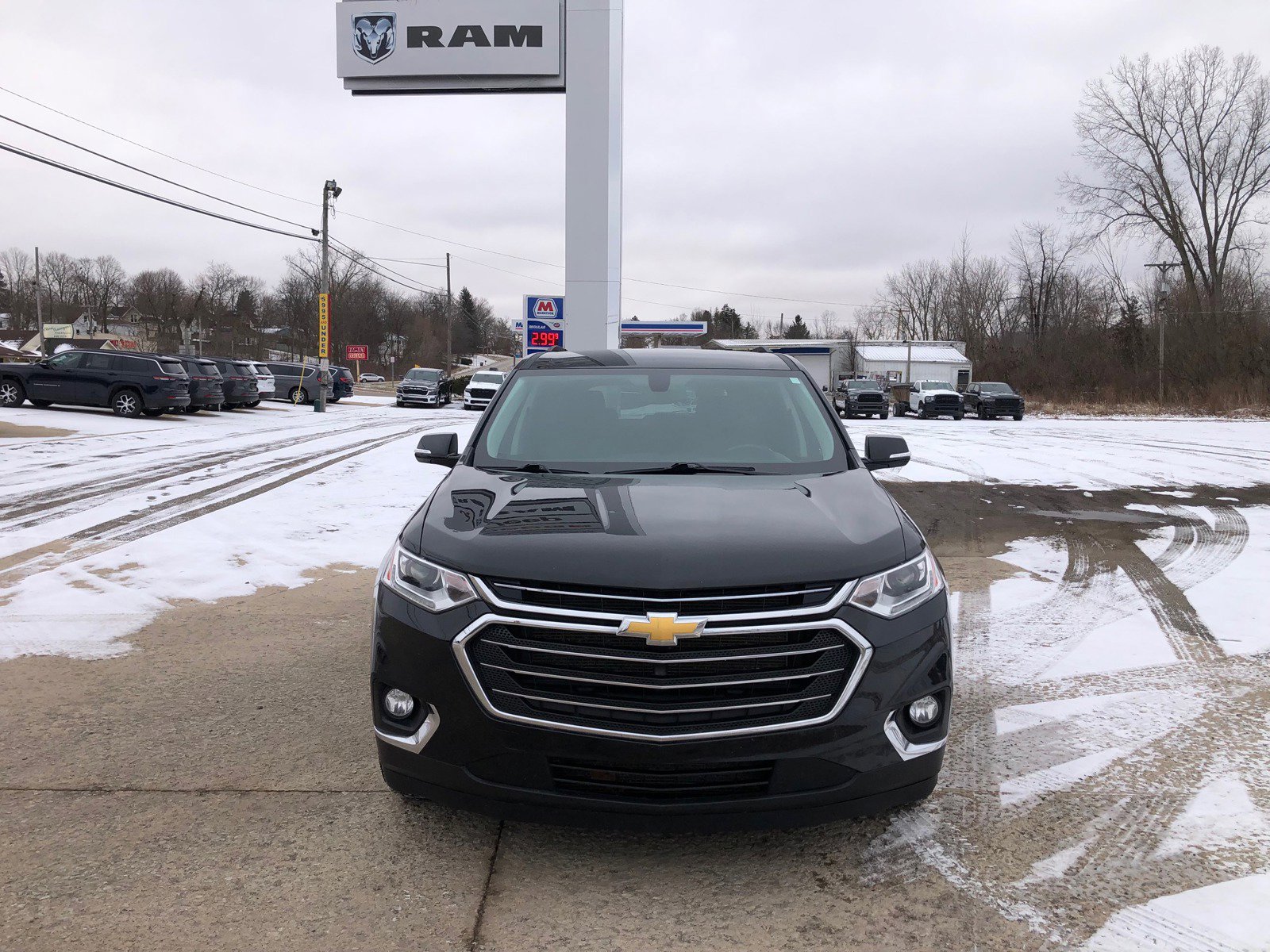 Used 2020 Chevrolet Traverse 1LT with VIN 1GNERGKW9LJ174841 for sale in Hudson, MI