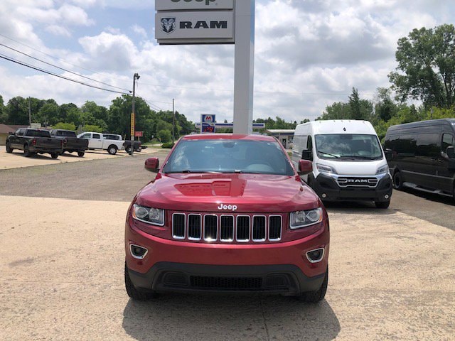 Used 2015 Jeep Grand Cherokee Laredo E with VIN 1C4RJFAG3FC211963 for sale in Hudson, MI