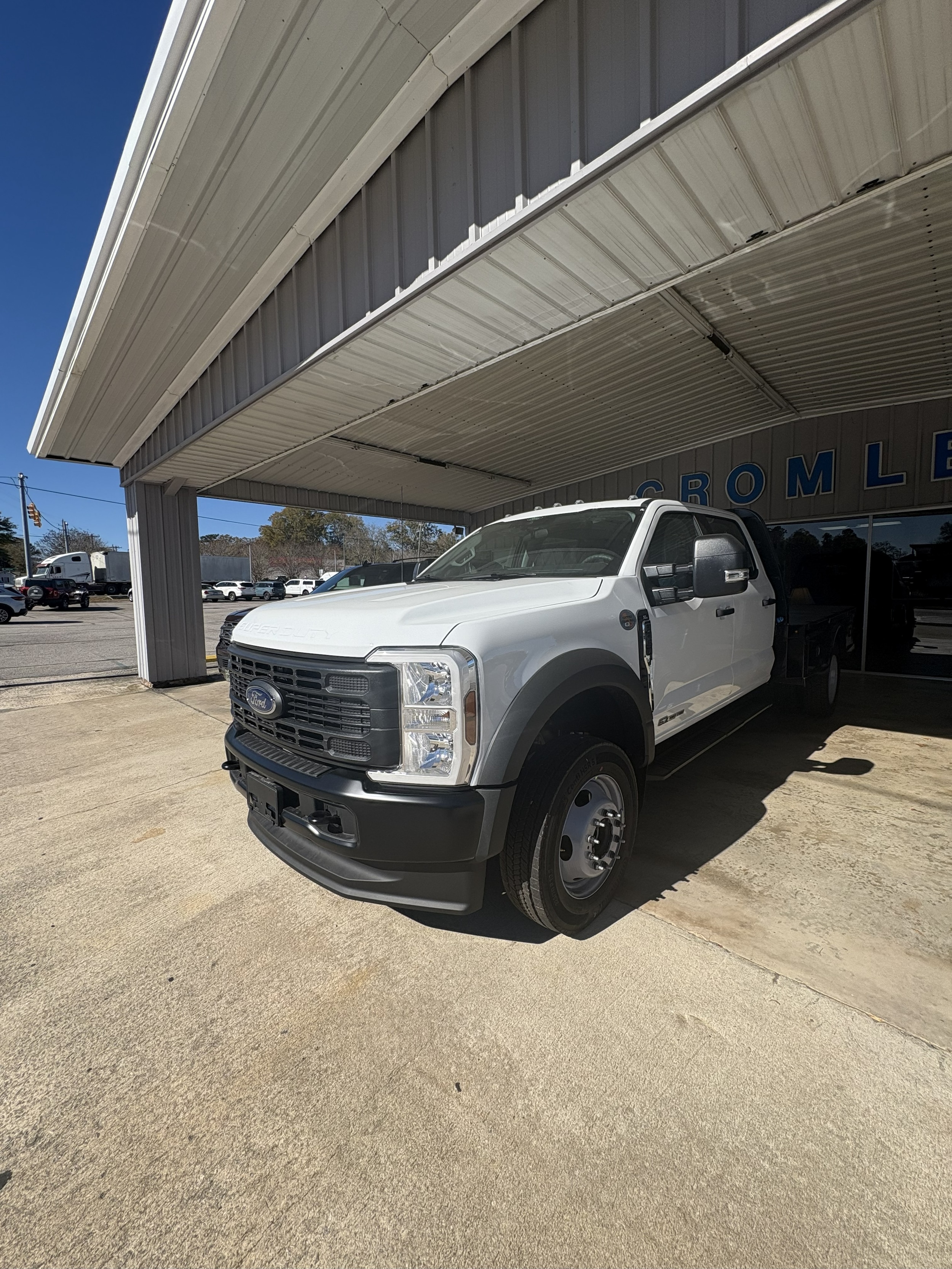2026 Ford F-450 Super Duty Chassis Cab XL's photo