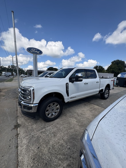 2026 Ford Super Duty F-250&reg; Lariat&reg; TRUCK