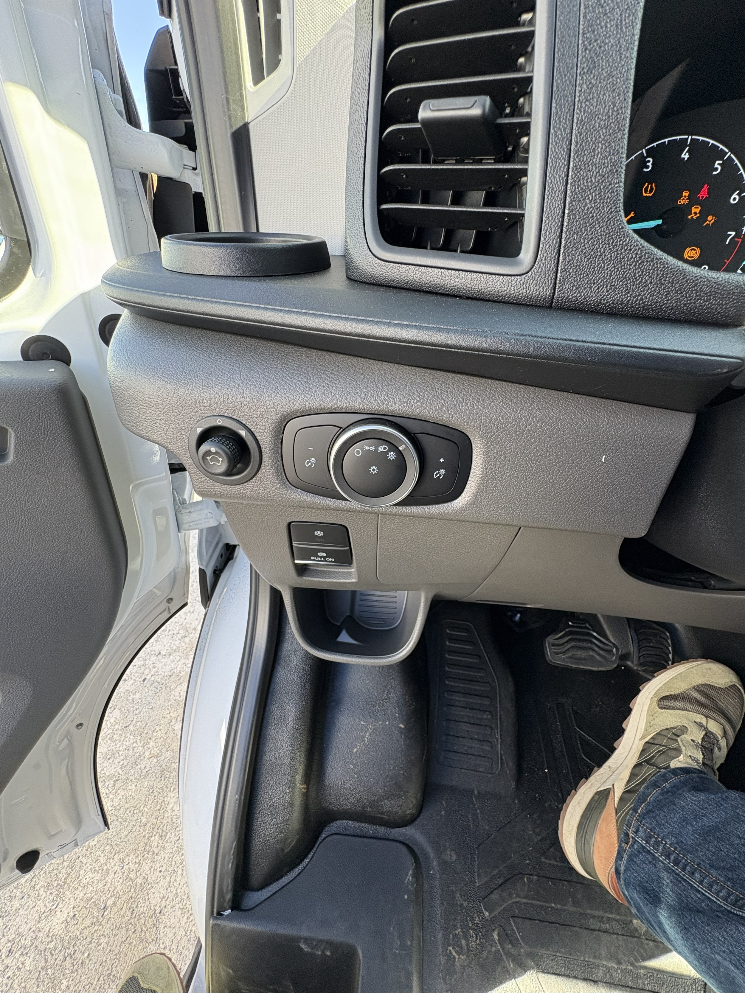 2025 Ford Transit Van Base - Photo 9
