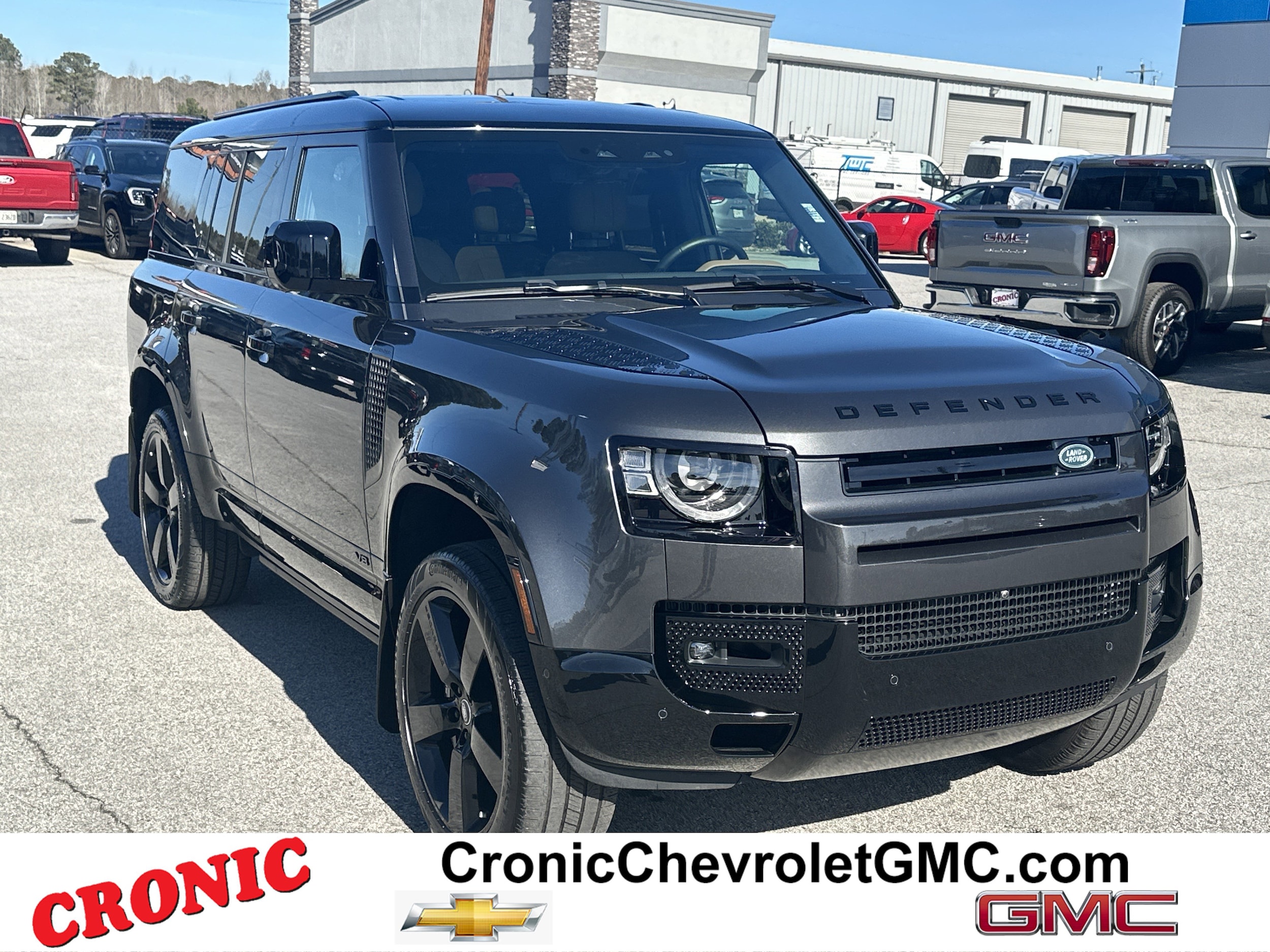 2025 Land Rover Defender 130 V8 P500 AWD