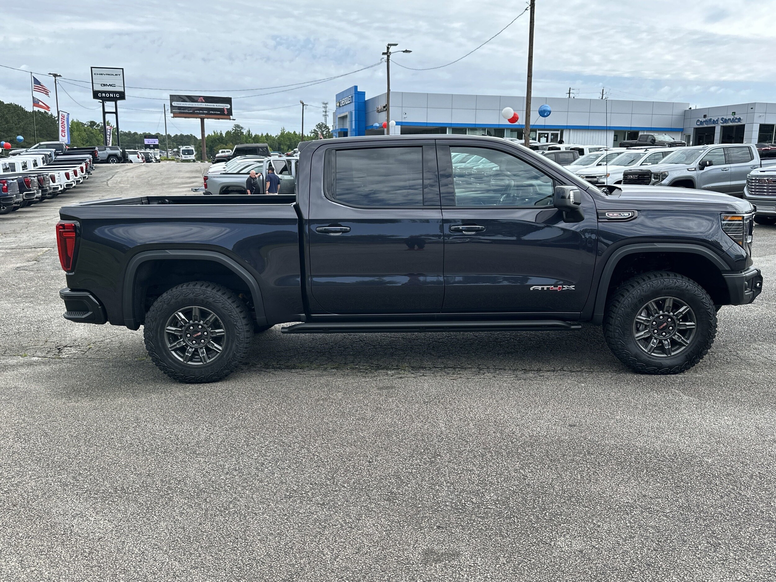2025 Gmc Sierra 1500 AT4X photo 2
