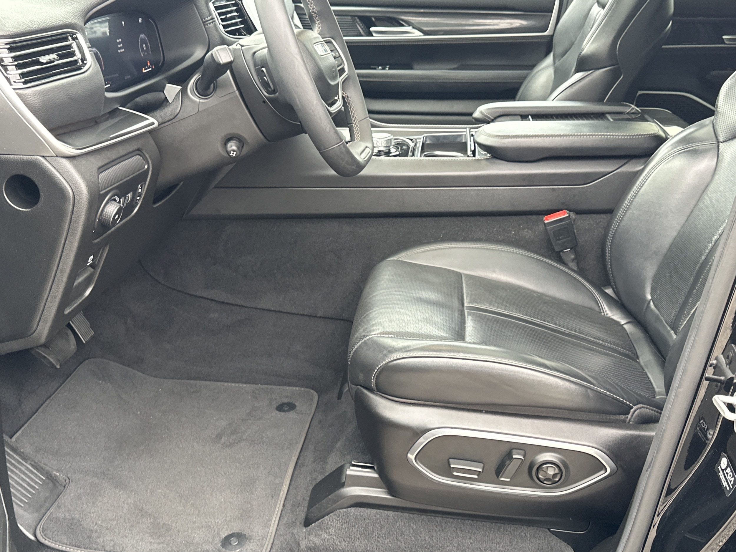 2022 Jeep Wagoneer Series I - Photo 9
