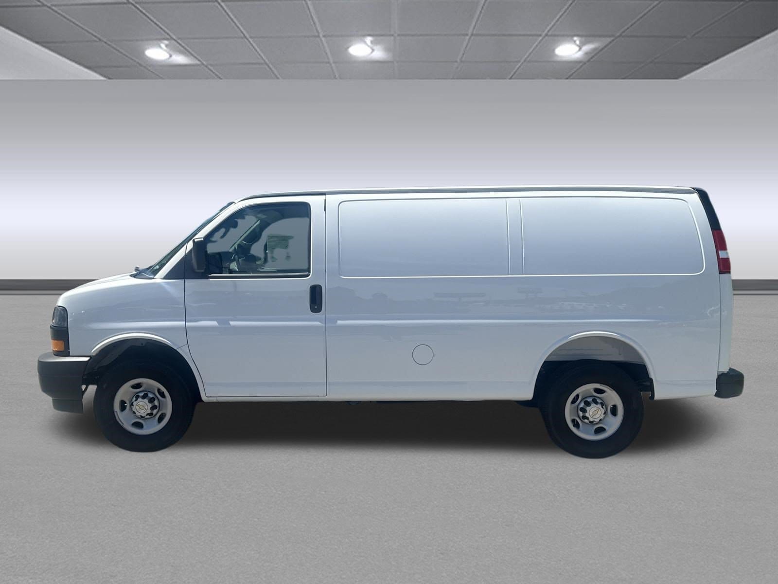 2026 Chevrolet Express Cargo Work Van - Photo 6