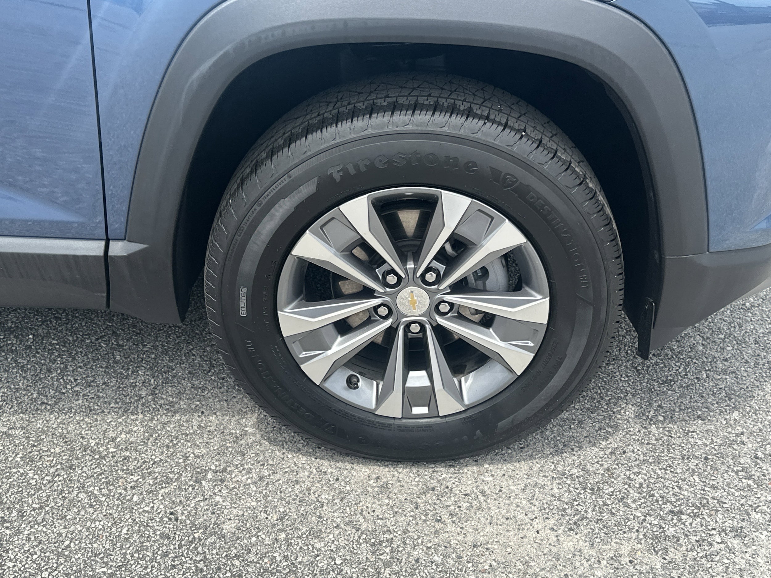 2025 Chevrolet Equinox LT - Photo 12