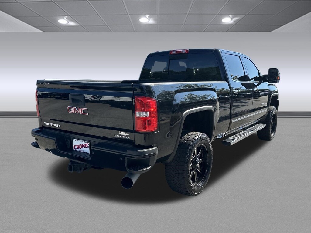 Used 2018 GMC Sierra 2500 HD Denali Truck