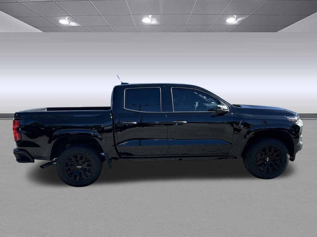 New 2026 Chevrolet Colorado WT Truck