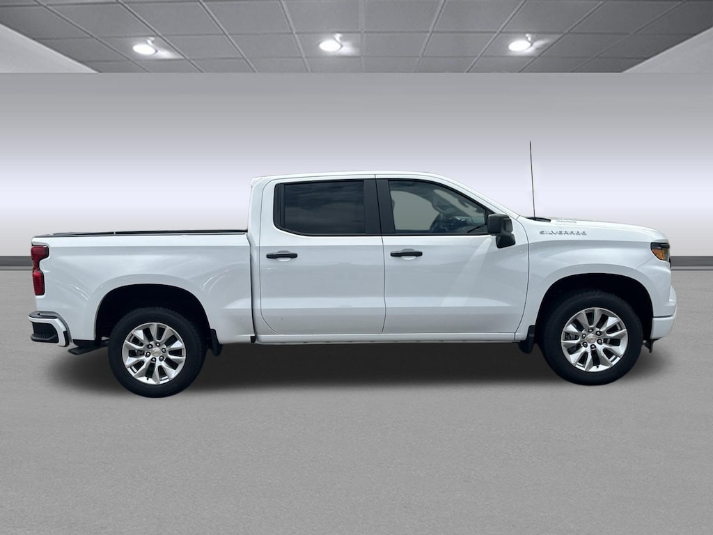 New 2026 Chevrolet Silverado 1500 Custom Truck