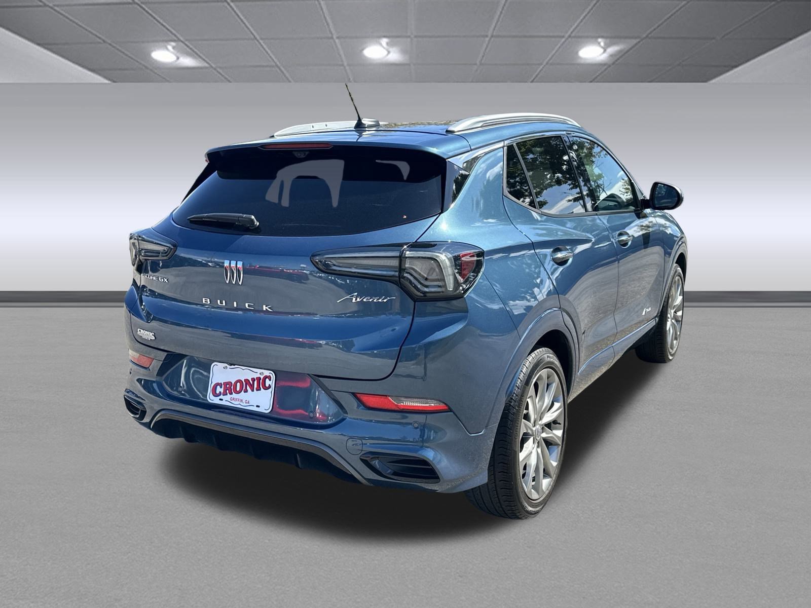 2024 Buick Encore GX Avenir photo 3