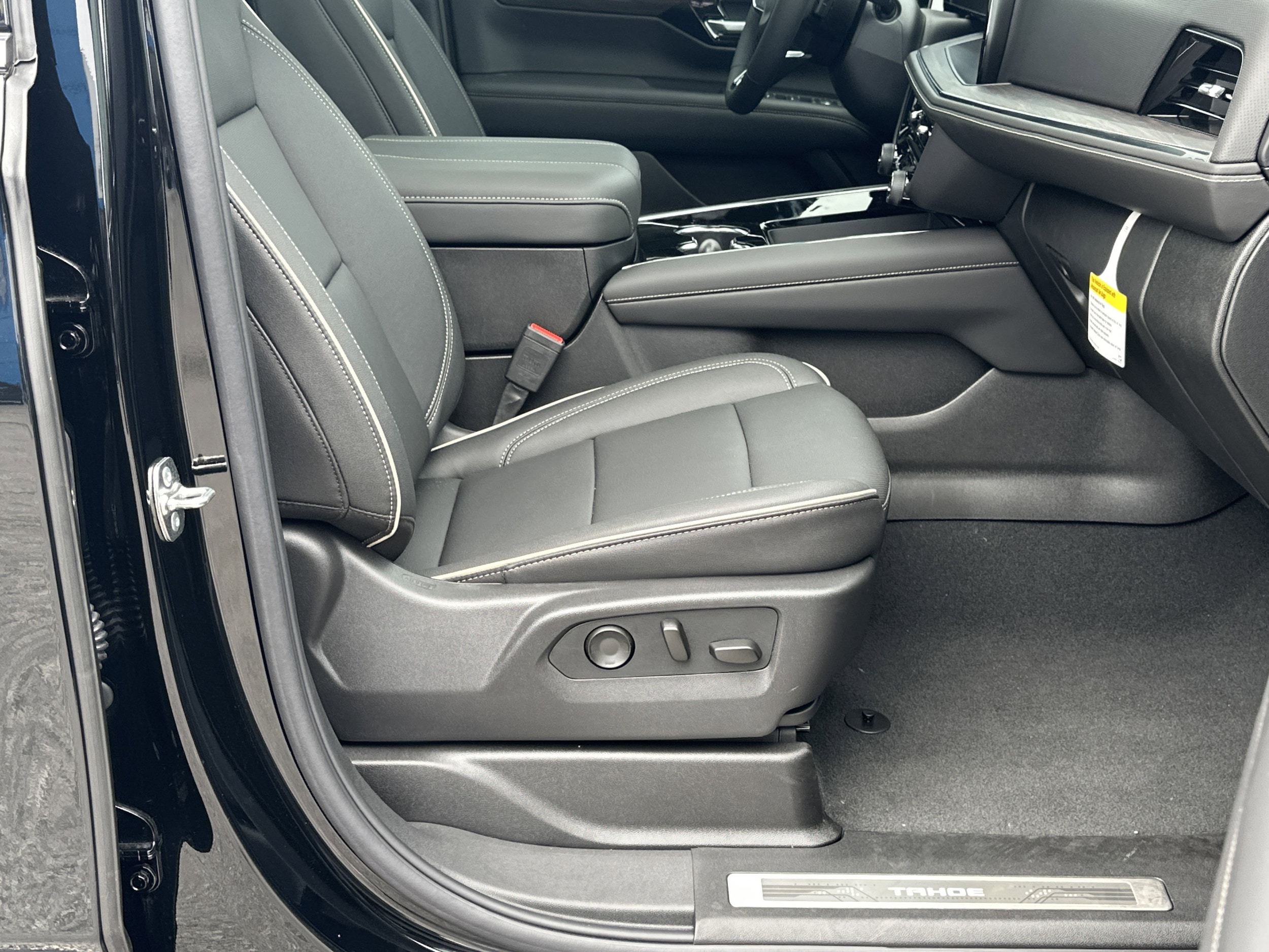 2026 Chevrolet Tahoe Premier - Photo 13