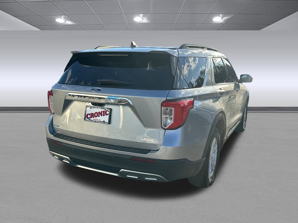 Used 2024 Ford Explorer XLT