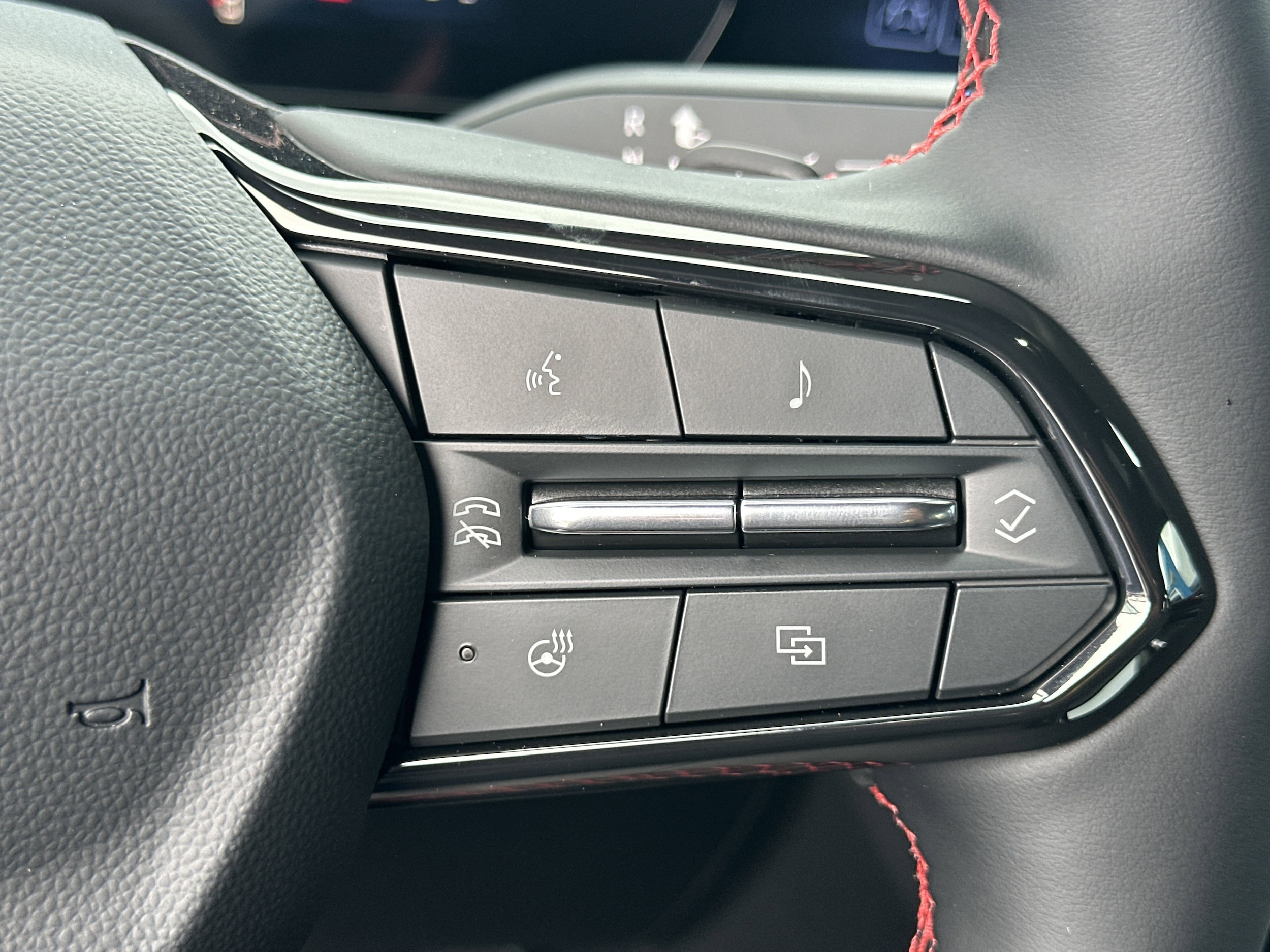 2026 Chevrolet Traverse RS - Photo 28
