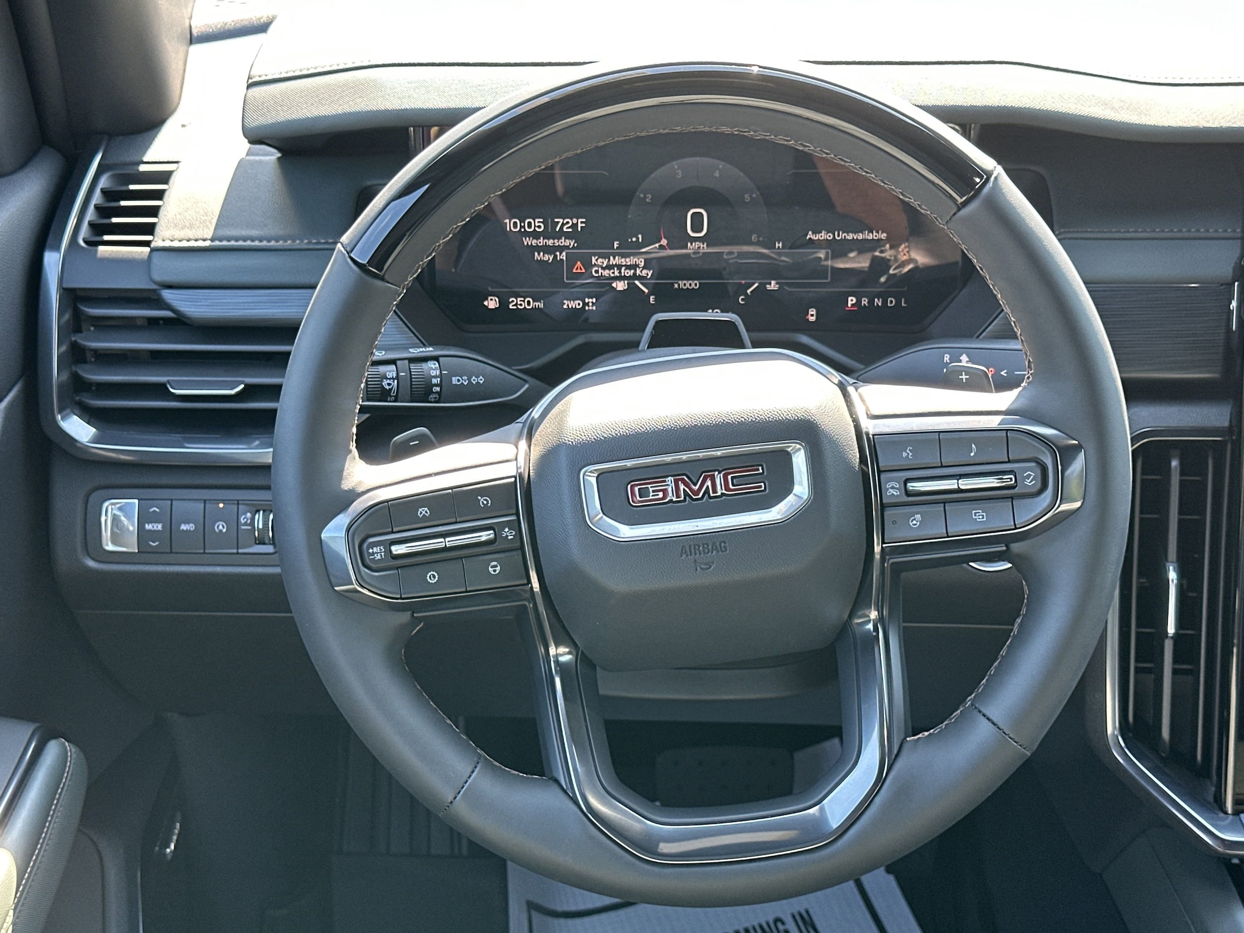 2025 GMC Acadia AT4 - Photo 24