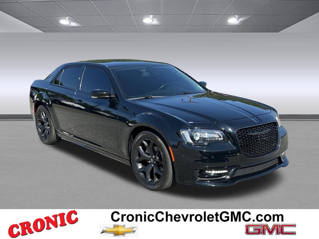 Used 2022 Chrysler 300 Touring L