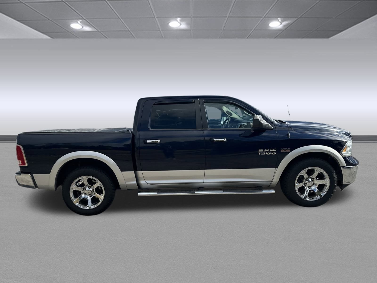Used 2014 RAM Ram 1500 Pickup Laramie with VIN 1C6RR6NT5ES287339 for sale in Griffin, GA